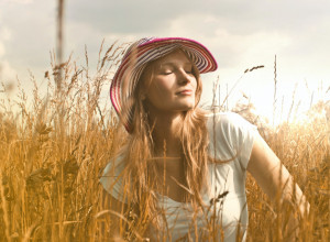 STALNO SE OSEĆATE UMORNO I ANKSIOZNO? Proverite da li vam nedostaje OVAJ VITAMIN!