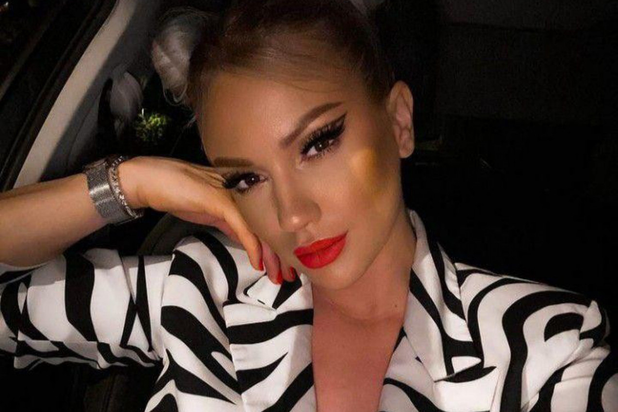 Ana Kokić objavila fotku s plaže! OVO SU SVI JEDVA ČEKALI DA VIDE! (FOTO)