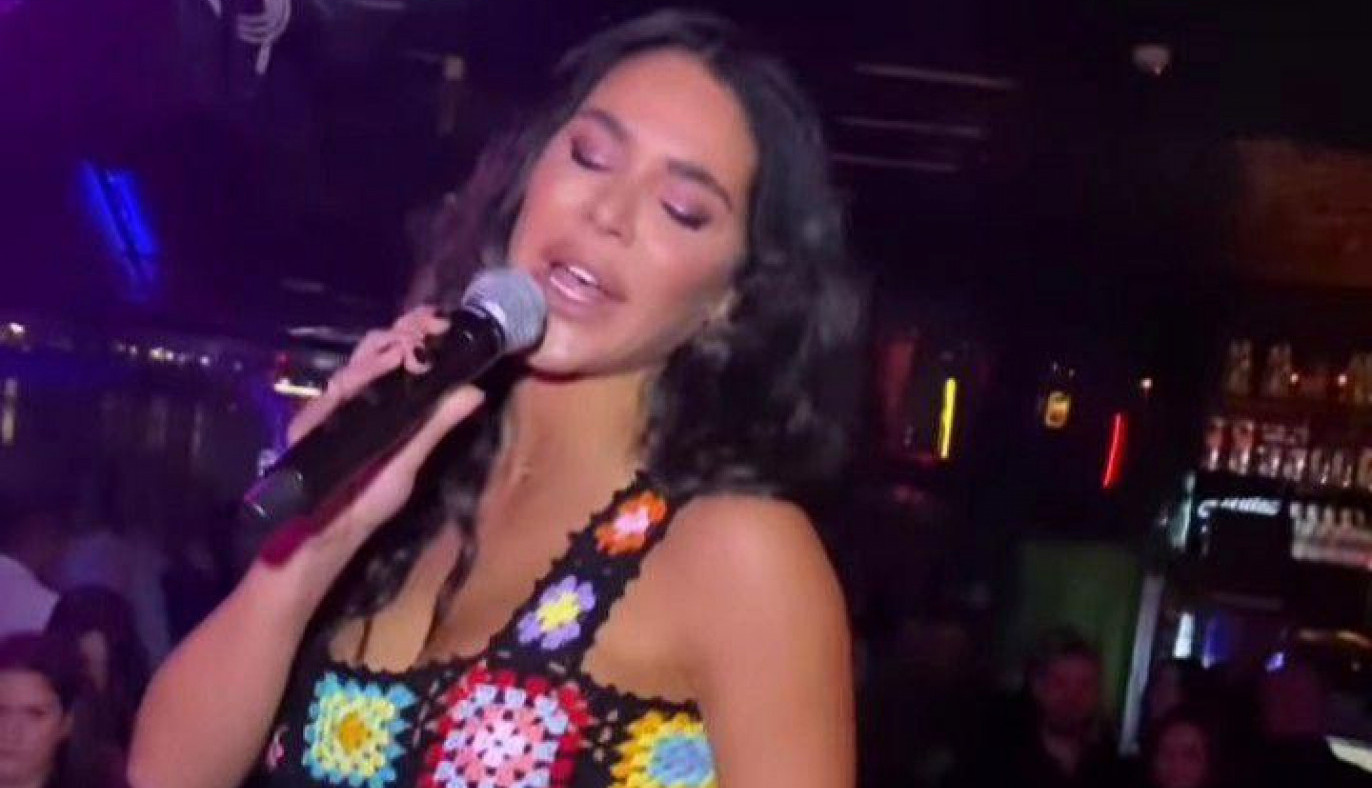 CRNA ŽENO, GDE SI POŠLA TAKO GOLA? Marinu Visković nagrdili posle nastupa u Crnoj Gori: Nemoguće je da je tako izašla pred ljude! (FOTO/VIDEO)