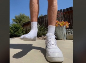 JEDNOSTAVAN TRIK DA MUŠKARAC BUDE VIŠI! Žene imaju rešenje s potpeticama, a evo čega se dosetio jedan mladić! (VIDEO)