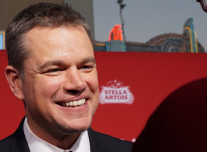 Met Dejmon je bežao od obožavalaca, a onda je NABASAO NA ŽENU SVOG ŽIVOTA! Čuveni glumac je partnerku upoznao kao po scenariju za film!