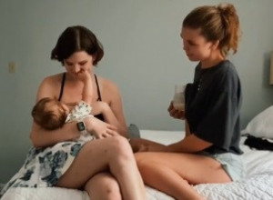 KAD SE NAPIJEM DRUGARICA MI DOJI DETE! Mlada majka otkrila kako se snalazi u novoj ulozi i sa željom da se provodi, reakcije su podeljene! (VIDEO)