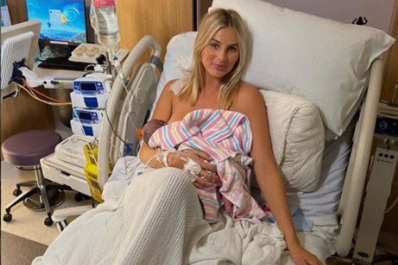 ŠMINKALA SE IZMEĐU TRUDOVA DOK JE ČEKALA POROĐAJ! O potezima ove mame bruji ceo internet! (VIDEO)