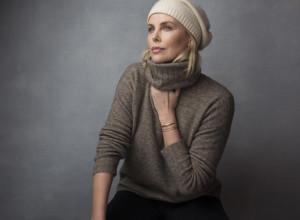 PUCAO JE NA NAS, A ONDA GA JE MAJKA UBILA! Glumica prošla kroz PAKAO zbog nasilnog oca ALKOHOLIČARA