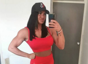 GOVORILI SU MI DA SAM MUŠKARAC! Danas je uspešna medicinska sestra, a zbog ovog poteza je promenila život iz korena! (FOTO)