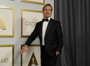 OVOG DELA TELA SE BRED PIT STIDEO TOKOM SNIMANJA INTIMNIH SCENA! Glumica otkrila najveću tajnu čuvenog lepotana, svet bruji o tome! (FOTO)