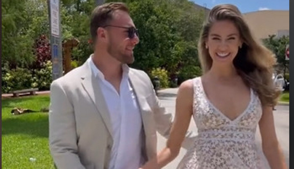 VIDELA JE FOTOGRAFIJU ZGODNOG POLICAJCA I KRENULA U AKCIJU: Nije ni slutila da će se ovako završiti nakon što ga je upoznala (VIDEO)