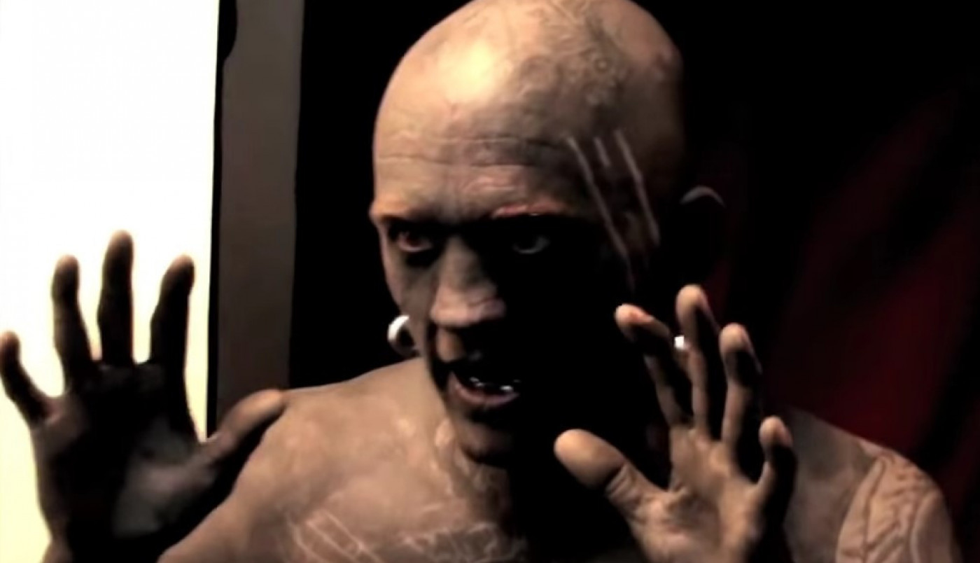 LJUDI SU U NEVERICI GDE OVAJ ČOVEK IMA TETOVAŽU, niko ne zna kako je to izdržao! Vlasnik je neverovatnog Ginisovog rekorda! (VIDEO)