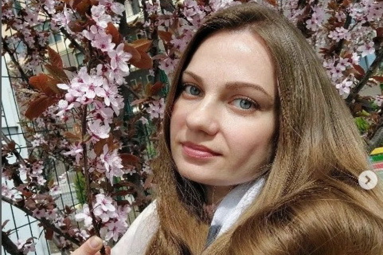 ONA BUKVALNO GAZI PO KOSI: Ukrajinska manekenka ruši sve rekorde, a sad planira da uradi nešto drastično! (FOTO)