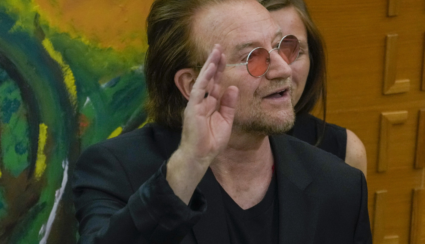 MOJ OTAC JE DOBIO DETE SA NAŠOM  BLISKOM ROĐAKOM! Pevač otkrio detalje porodične afere o kojoj bruji javnost!