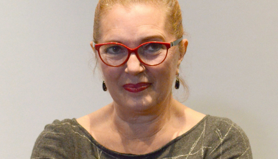 ZAVODLJIVA PLAVUŠA O KOJOJ SVI MAŠTAJU: Ovako je Tanja Bošković izgledala tokom fakultetskih dana, nikada je ne biste prepoznali! (FOTO)