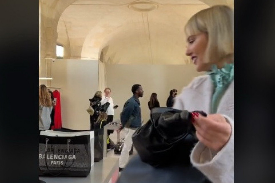 NOVA BALENSIJAGINA TORBA POMERA GRANICE: Da li biste ikada dali na hiljade evra za ovu kreaciju?