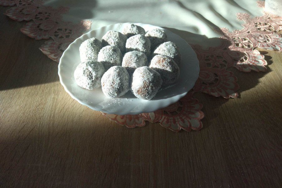 SLASNE ČOKO-KEKS KUGLICE: Gotove za tili čas, bez pečenja i od samo 6 sastojaka