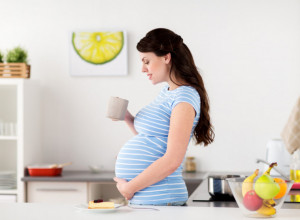 KAKO KOFEIN TOKOM TRUDNOĆE UTIČE NA RAZVOJ DECE:  Zaboravite na omiljeni napitak do porođaja, savetuju stručnjaci!