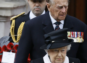 ŠOKANTNO SAZNANJE O VEZI ELIZABETE II I NJENOG MUŽA: Nova američka serija ozbiljno udara na moćnu britansku familiju