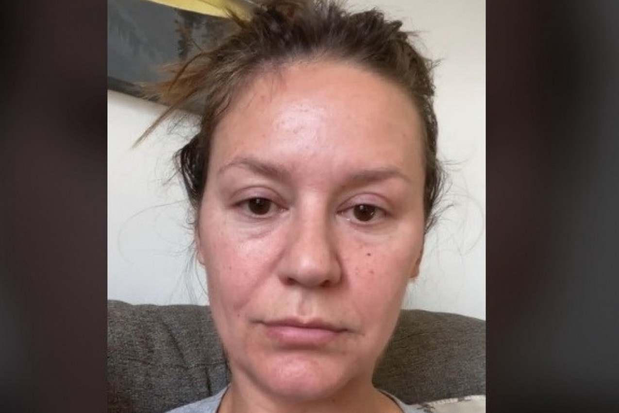 DA LI BISTE PREPOZNALI OVU ŽENU? Kada izađe među ljude svi zaneme! (VIDEO)