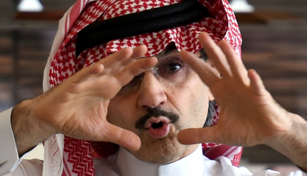 OVAJ ČOVEK IMA 18,7 MILIJARDI DOLARA i može da kupi bukvalno sve, osim jedne stvari! Razveo se triput, a ima gomilu bizarnih navika!