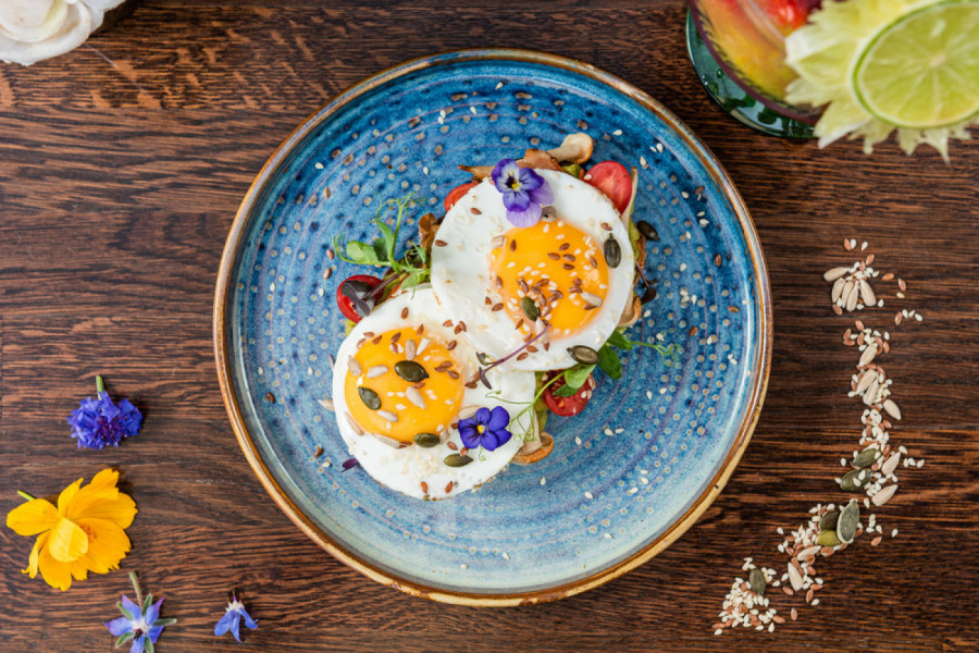 JAJA NA OKO PO SAVRŠENOM RECEPTU ČUVENOG KUVARA: Da li ste ikada probali ovakav doručak? (VIDEO)