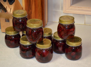 STARINSKI RECEPT ZA SALATU OD CVEKLE: Ukusna, vitaminska bomba iz tegle osvežiće vam zimske dane