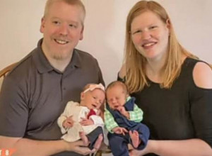 TEK ROĐENI BLIZANCI, A "STARI" 30 GODINA! Ovi mališani su stvarno čudo medicine, njihov otac imao je pet godina kada su zamrznuti kao embrioni!