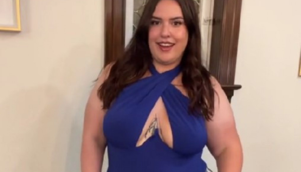 KAŽU MI DA ME SEKUNDE DELE OD SRČANOG UDARA, A JA OVIM TELOM ZARAĐUJEM 45.000 DOLARA MESEČNO! Ova devojka nema problem da otkrije sve adute! (FOTO/VIDEO)