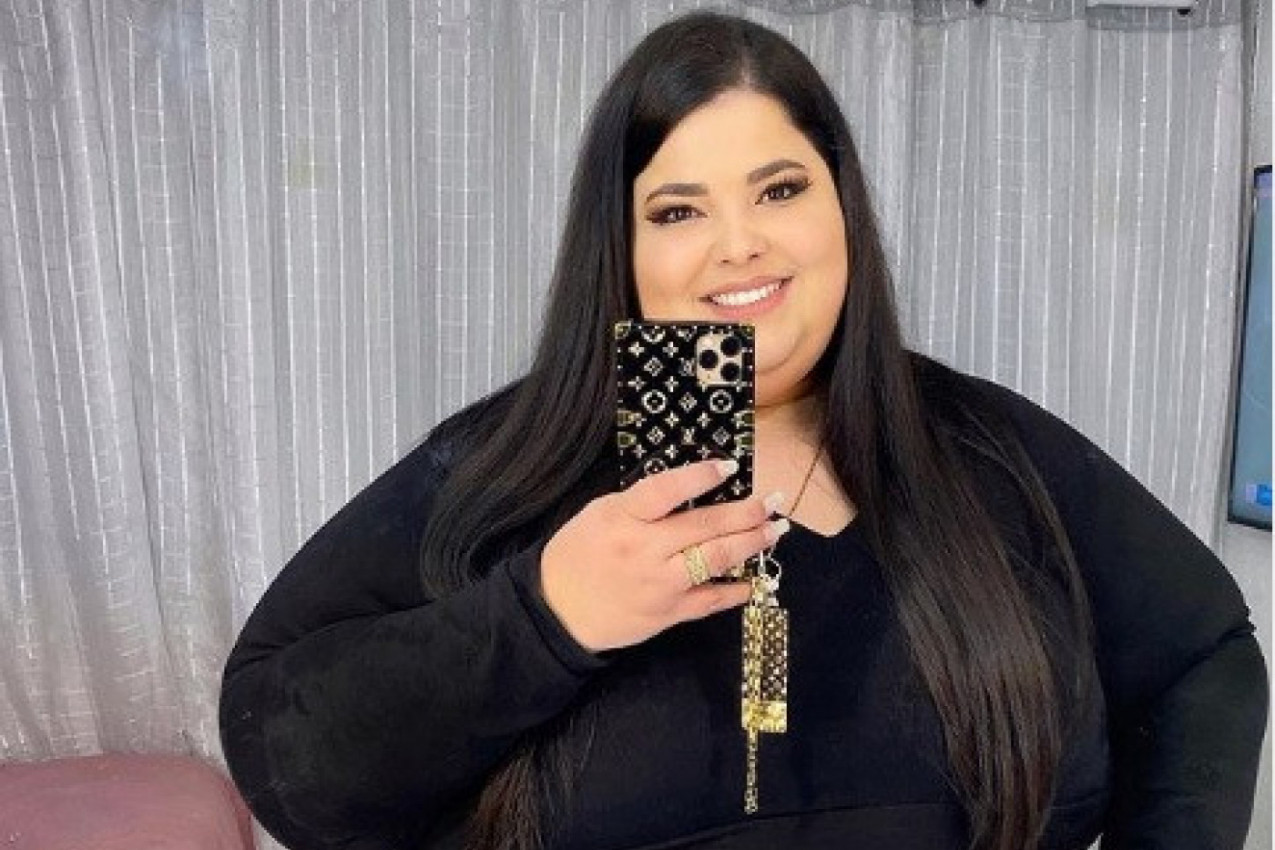 MANEKENKU IZBACILI IZ AVIONA ZBOG KILAŽE! Ali za nju je tek tad nastupio pravi pakao! (FOTO)