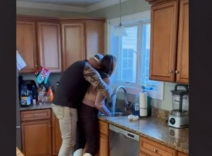 PUSTIO SAM BRATA BLIZANCA DA PRIĐE MOJOJ ŽENI S LEĐA, A EVO ŠTA JE USLEDILO! Njena reakcija je neverovatna, sve je snimljeno! (VIDEO)