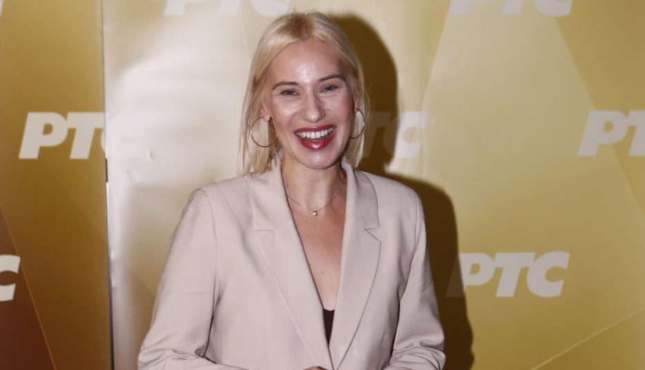 VODITELJKA SLAGALICE PORUKOM NA INSTAGRAMU POKRENULA LAVINU: Svi se pitaju šta se dogodilo?! (FOTO)