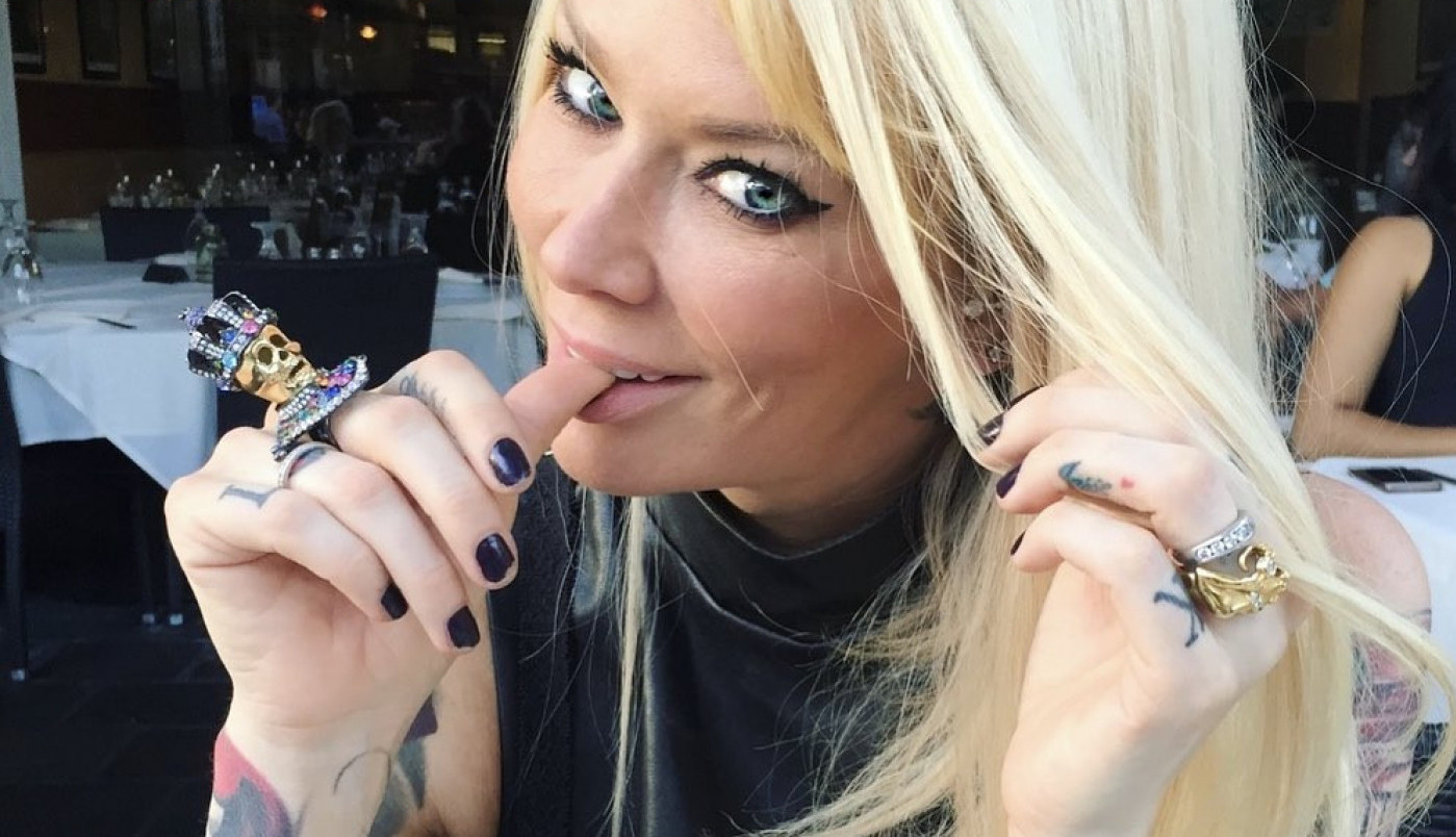 DŽENA DŽEJMISON PRIKOVANA ZA KOLICA OTKRILA DA LI IMA HIV: Promenila veru zbog partnera, otkrila da je silovana,  a onda se desila najveća tragedija koja joj je promenila život (FOTO)