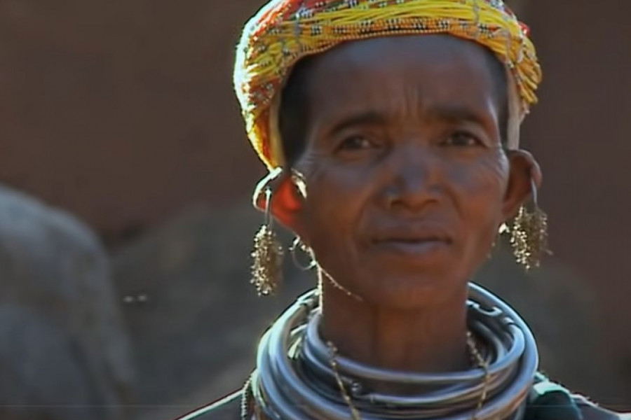 U OVOM MESTU DEVOJKE SE UDAJU ZA DEČAKE KOJE VASPITAVAJU I KOJI IM KUVAJU: Ako ih muž prevari, ne sme više da se ženi, osuđen je na samoću! (VIDEO)