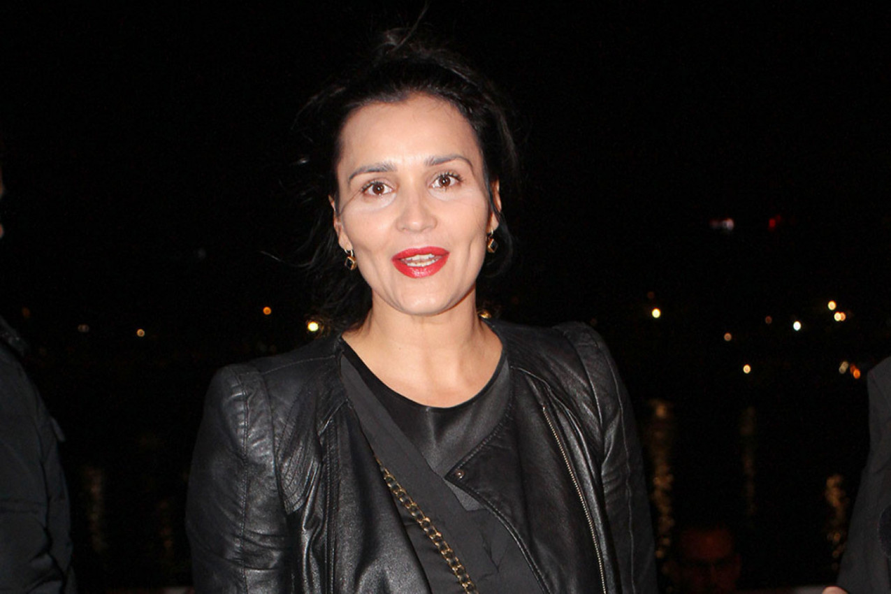 BILA JE JEDNA OD NAJZGODNIJIH VODITELJKI, a onda je rodila dete oženjenom i nestala! Evo gde je danas Rada Radenović (FOTO)