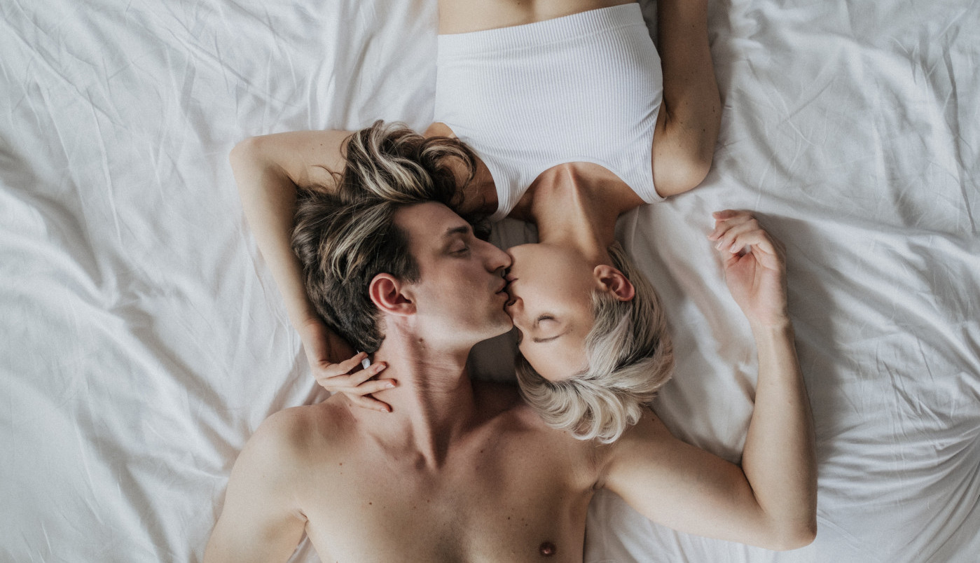 U OVE TRI POZE SVAKA ŽENA ĆE POSTIĆI VRHUNAC! Stručnjaci tvrde: Greške nema!