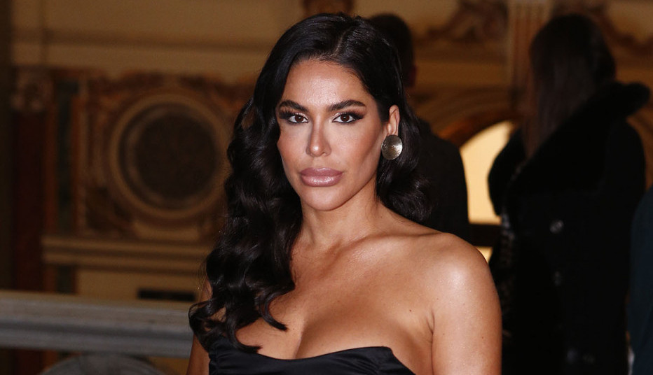 MARINA VISKOVIĆ DOŠLA U EMISIJU BEZ BRUSHALTERA: Ljudi ne prestaju da pričaju o odevnom komadu koji je obukla! (FOTO/VIDEO)