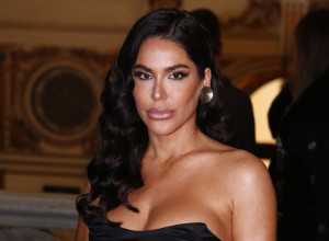 MARINA VISKOVIĆ DOŠLA U EMISIJU BEZ BRUSHALTERA: Ljudi ne prestaju da pričaju o odevnom komadu koji je obukla! (FOTO/VIDEO)