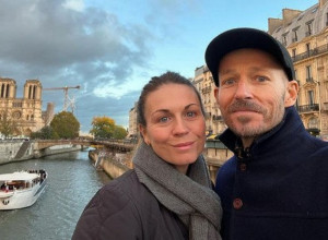 VODITELJ KOJI BOLUJE OD RAKA SLAVI SVOJ POSLEDNJI BOŽIĆ: Srceparajuća poruka koju je poslao, rasplakala je javnost (FOTO)