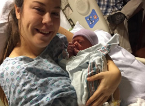 IMALA SAM UŽASAVAJUĆE BOLOVE U STOMAKU, MISLILA SAM DA ĆU UMRETI:  Kada su joj lekari saopštili da se porađa, nije ni znala da je trudna!