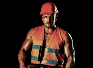 ŽENE MI KAŽU DA IZGLEDAM KAO BOG, ALI NE ZNAJU STRAŠNU ISTINU O MENI: Ispovest majstora zbog kojeg muževi ostavljaju svoje supruge protresla je internet! (FOTO)