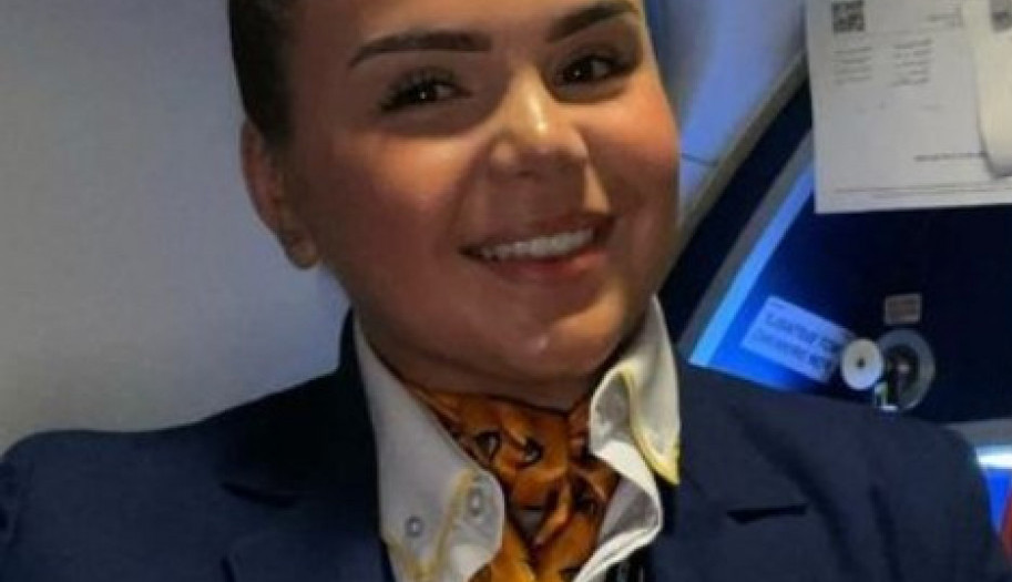 PROGOVORILA STJUARDESA EMA: Napustila je posao, pa otkrila šta se dešava na letovima između članova posade i o najskrivenijim aferama!