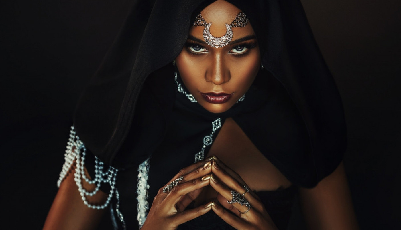 BRAZILSKI ORIŠA HOROSKOP ZA 2023. PREDVIĐA ČUDA: Pojedinci će se obogatiti, neki doneti odluke koje će im promeniti život, a evo ko treba da baci belo cveće u vodu!