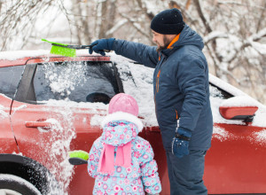 KAKO DA ZAŠTITE AUTO TOKOM ZIME: Ovo obavezno morate uraditi pre prvog snega, na jedan detalj posebno obratite pažnju da vas ne bi skupo koštalo! (FOTO)