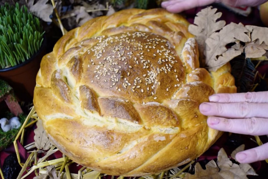 OTKRIVAMO KAKO SE ČESNICA SPREMA U VOJVODINI, ŠUMADIJI I NA JUGU SRBIJE: 3 recepta koja će vas oduševiti, posebno onaj za slatku božićnu pitu!