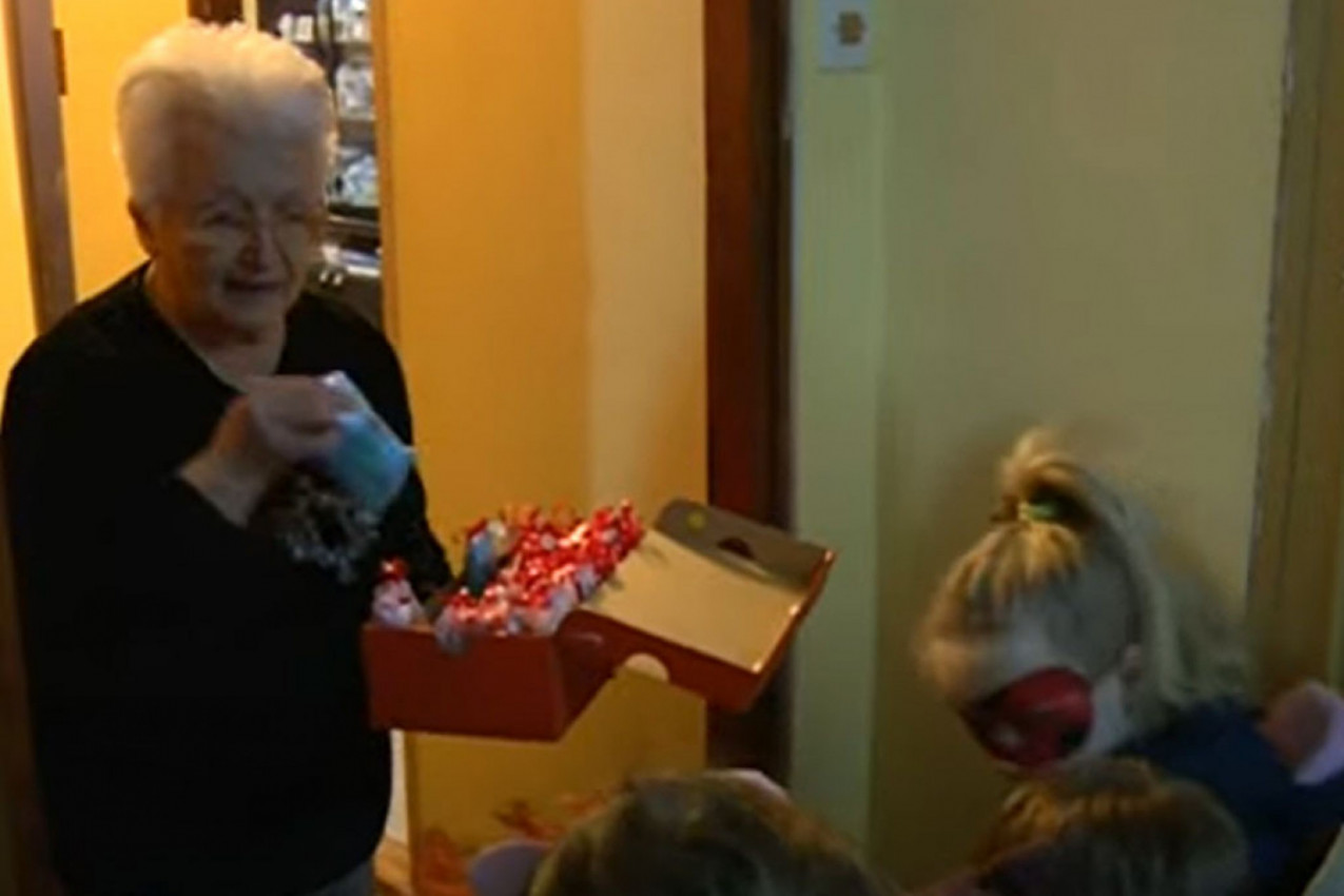 KORINĐANJE NA BADNJI DAN: Deca imaju ključnu ulogu u ovoj tradiciji, a evo šta odrasli obavezno moraju da urade do kraja dana!