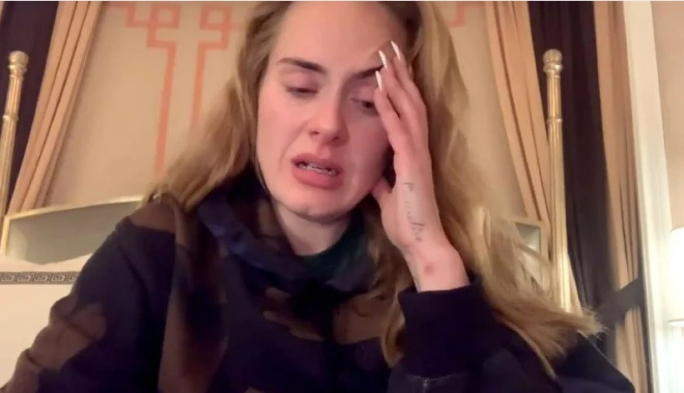 PEVAČICA OTKRILA DA JE BOLESNA! Svet u šoku, taman se pokrenula i vratila karijeru, a došlo je ovo: Priseljena sam da puzim! (FOTO)