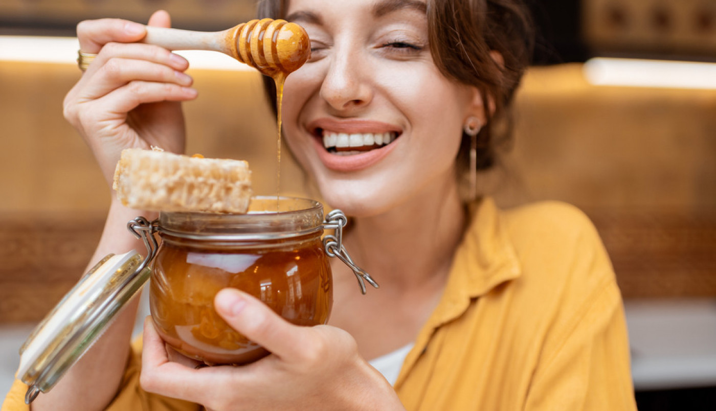 NOVA SAZNANJA O MEDU ZAPREPASTILA SU I NAUČNIKE: Samo ga ovako treba jesti!