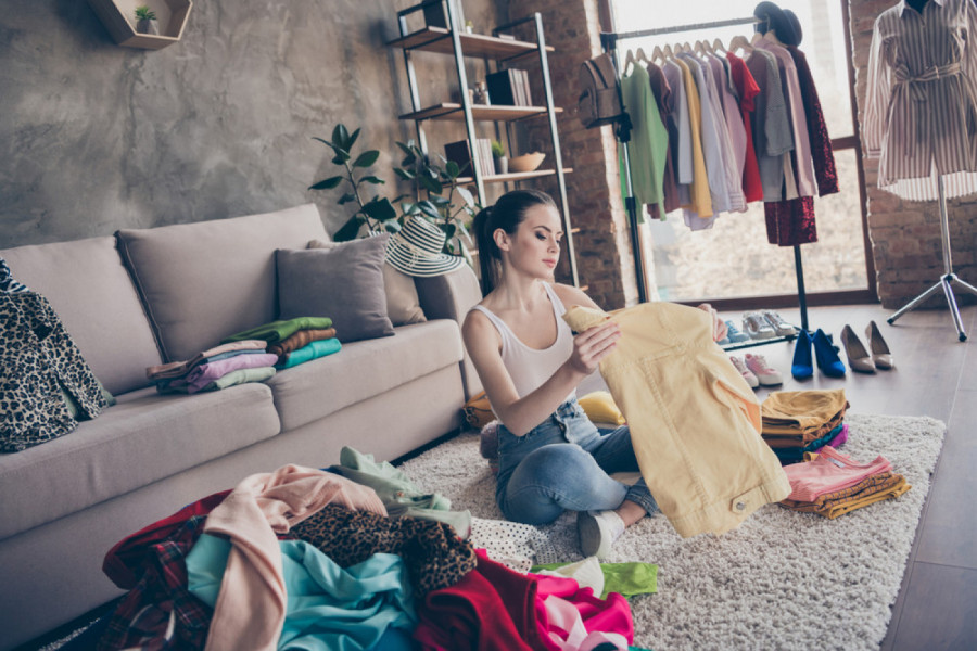OVO ŠTO PRE IZBACITE IZ ORMARA: 5 stvari koje svi čuvamo trebalo bi se osloboditi u rekordnom roku!