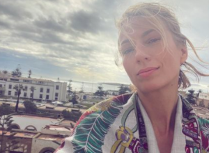 ŠTA JE S ANOM STANIĆ? Svi pričaju o izgledu poznate pevačice! (FOTO)