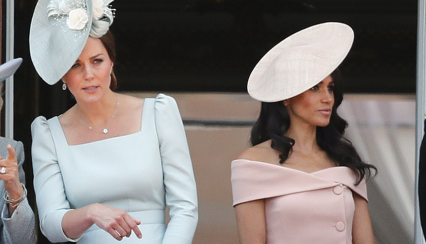 ŠOKANTNO OTKRIĆE: Procurile poruke koje je Kejt slala Megan! Hari je zatekao suprugu na kolenima kako se guši, lile su joj suze!