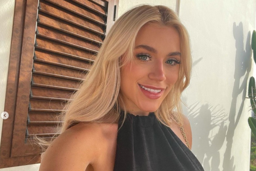 ŠTA JE TO POZNATOJ SPORTISKINJI IZVIRILO ISPOD HALJINICE? Svet bruji o ovim fotografijama! (FOTO)