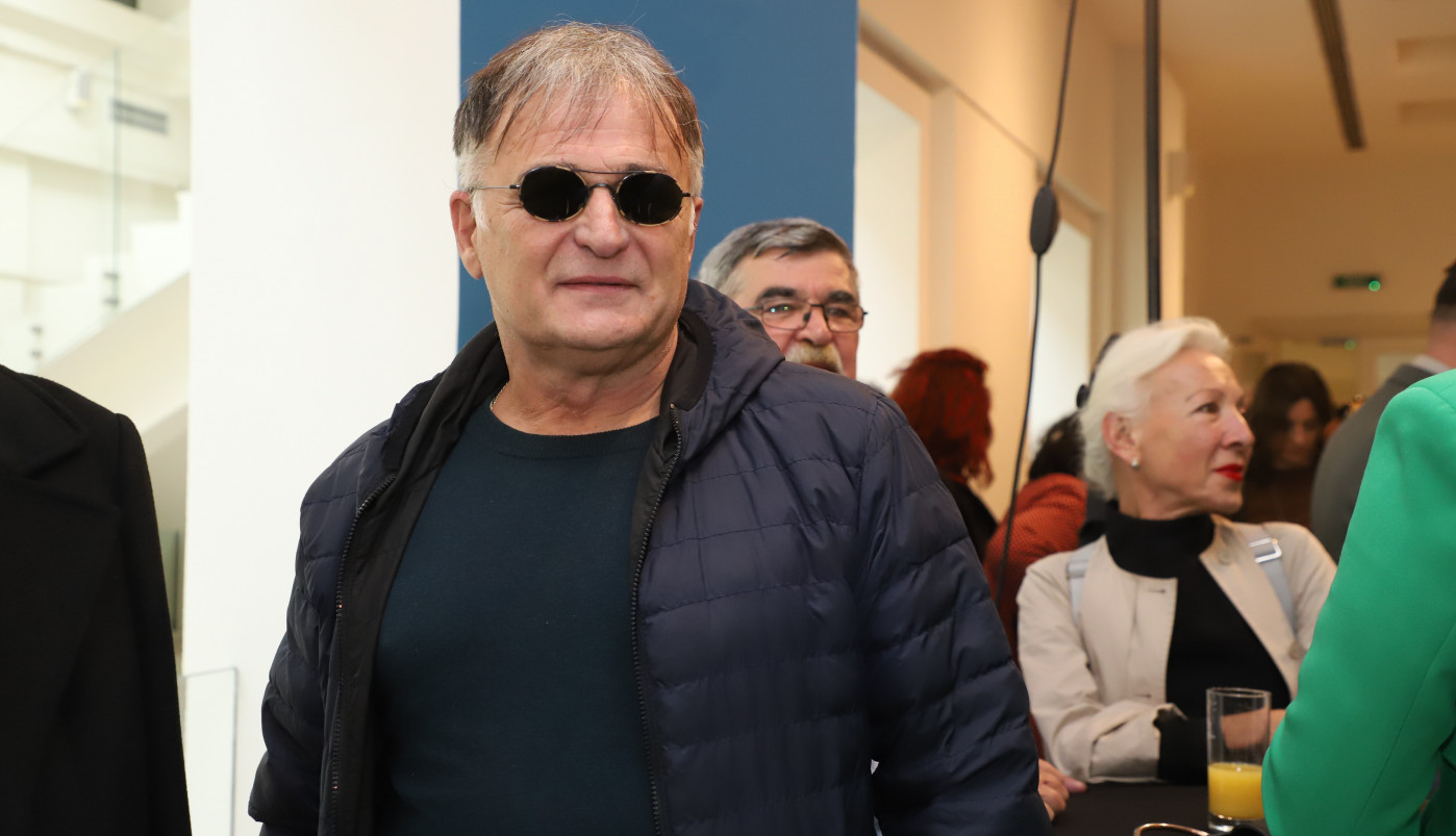 OVO JE ZET BRANISLAVA LEČIĆA! Sve puca od strasti na fotografijama ćerke poznatog glumca, a evo čime se bavi njen izabranik! (FOTO)