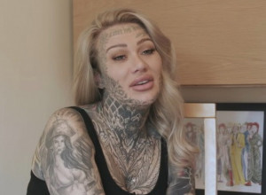 CELO TELO JE PREKRILA TETOVAŽAMA A ONDA JE USLEDILA ŠOKANTNA TRANSFORMACIJA:  Kada je videla kako sada izgleda, potpuno se slomila! (VIDEO)